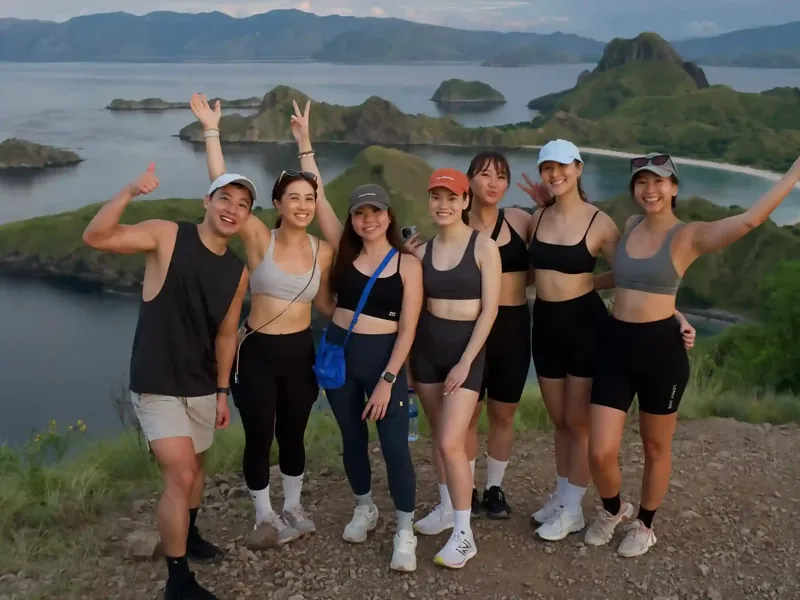 Solo Travellers, Groups and Multi‑Generational Families on Komodo Private Cruises