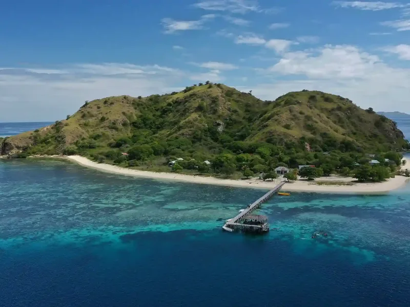 Kanawa, Gili Lawa and Hidden Gems on a Komodo Private Cruise