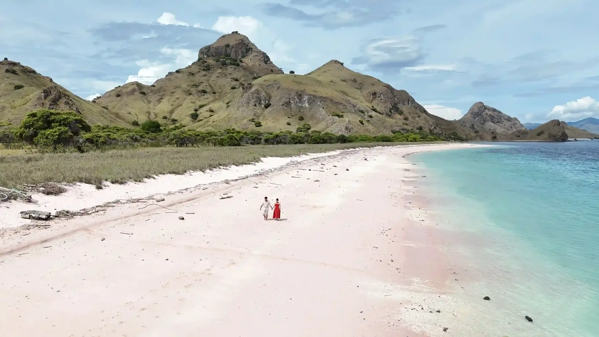 Pink Beach, Komodo, on a sunny day